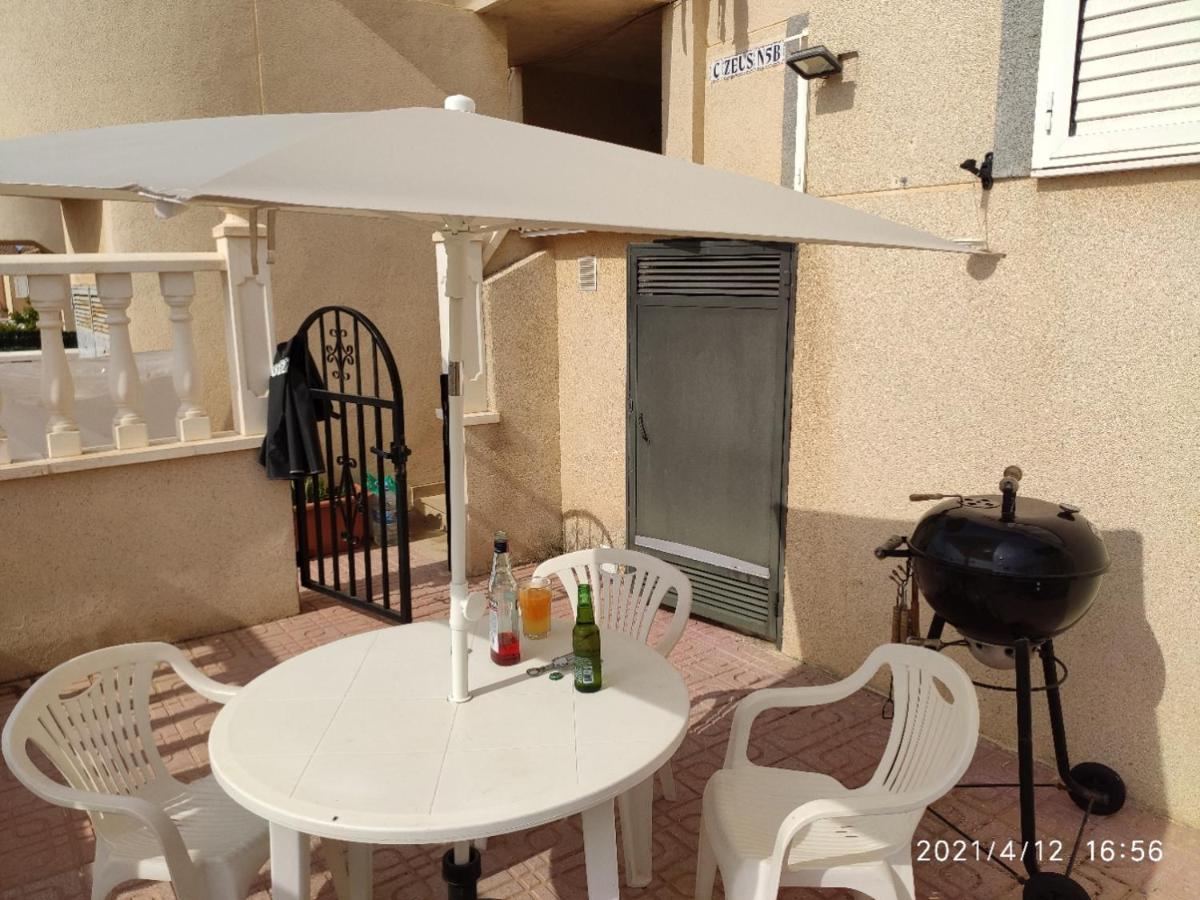 Apartamento Torre Zeus, La Mata, Торевьиа Экстерьер фото
